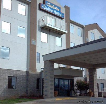 Chisholm Suite Hotel Duncan Buitenkant foto